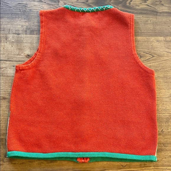 Heirloom Collectibles Christmas Red Vest with Gingerbread Candy Sweater Applique - Picture 4 of 11